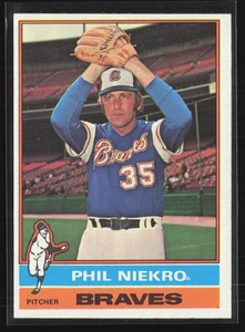1976 Topps #435 Phil Niekro Atlanta Braves NM - Picture 1 of 2