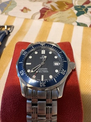 OMEGA Seamaster 300m Blue Wave Quartz Midsize Diver 36mm Gents Watch 2561.80 - Image 1 of 4