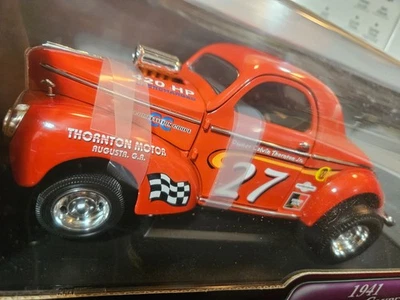 Willys 1941 cupé #27 - Gasser - Road Signature 2001 edición de lujo - 1:18 - rojo Foto 1 de 4