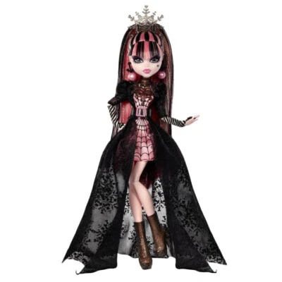 Monster High Draculaura Doll Special Howliday Edition - Image 1 of 4
