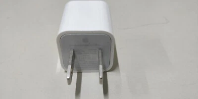 Cargador Apple USB tipo A para EE.UU. y otros - Imagen 1 de 3