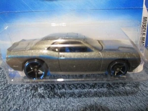 HOT WHEELS 2009 MUSCLE MANIA SET, '08 DODGE CHALLENGER SRT8. #10/10 - Foto 1 di 2