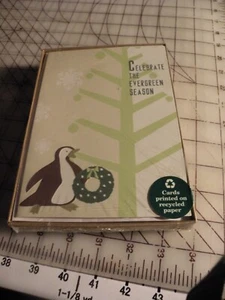 18 NIB CHRISTMAS HOLIDAY CARDS CELEBRATE THE HOLIDAY SEASON RECYCLED PENGUIN - Picture 1 of 4