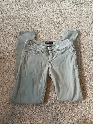  Pantalones Generra Para Mujer 3 Verdes Juniors Informales Estilo Ajustado Pantalones Foto 1 de 4