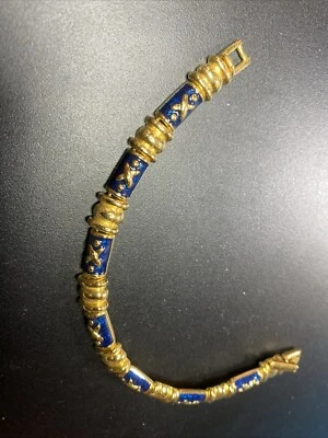 Rare JOAN RIVERS Blue Enamel Gold Tone X's Link Bracelet 7" - Image 1 of 4