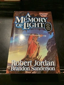 Memory of Light Bk 14 of the Wheel of Time by Robert Jordan & Brandon Sanderson - Imagen 1 de 12