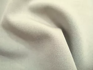 Excelente tela de popelina elástica gris claro jaspeado claro con poli/spandex - Imagen 1 de 3