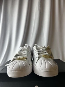 Adidas Originals Superstar Low Allover Debossed Trefoils bianche da uomo US 9,5 GY0025 - Foto 1 di 5