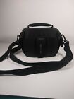LOWEPRO Camera bag 7x4x6 shoulder strap side pockets interior mesh pockets
