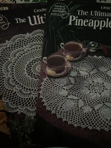 A. SCHOOL OF N. CROCHET THE ULTIMATE DOILY BOOK 1185 + PINEAPPLE DOILIES 1226 - Picture 1 of 3