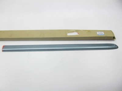 Новый - OEM задняя левая сторона двери талии линия молдинг ледник синий 2002-03 Mazda MPV - Изображение 1 из 3