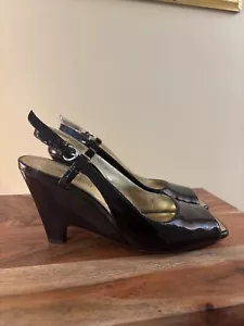 New! Aerosoles Women’s Brown Sling Back Wedge Heel Gardenia Size 6.5 Open Toe - Picture 1 of 8