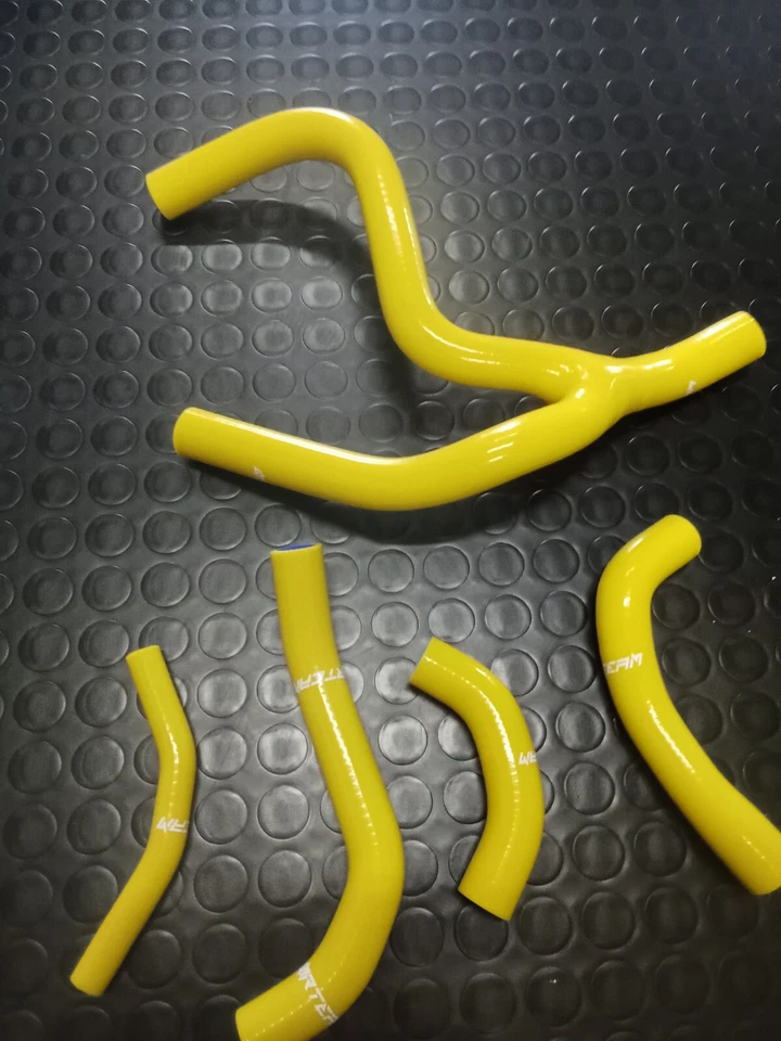 Kit Tubi Radiatore Siliconici Suzuki Rmz 250 2013 2014 2015 2016 2017 2018 - Immagine 1 di 1