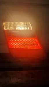 2007 2008 2009 LEXUS LS460 LEFT DRIVER LID MOUNTED TAIL LIGHT OEM TESTED - Foto 1 di 8