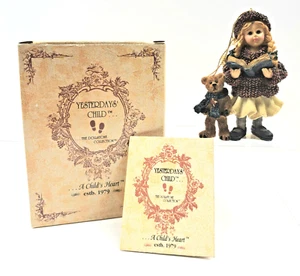 Boyds Yesterday's Child Megan Elliot Annie...Ornamento Canto di Natale 25850 Vintage - Foto 1 di 8