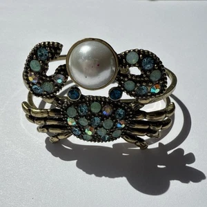 Betsey Johnson Crab Bracelet Hinged Cuff Gold-Tone - Picture 1 of 16
