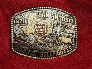 Rodeo☆1978☆Hebilla Trofeo Campeón Torero Estrella Solitaria☆San Antonio Tex☆Raro☆X52 - Imagen 1 de 13