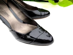 CIRCA by JOAN & DAVID LADIES BLACK PATENT LEATHER HEELS SIZE 8 M - Picture 1 of 7