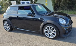 Mini Cooper 1.6d LONDON limited edition 2012 GP2 bumper JOHN Works Bumper diesel - Picture 1 of 17
