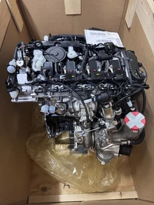 NEW Audi A4 A5 Q5 Q7 2.0T TFSI EA888 CYM CYMA Complete Engine Long Block Turbo - Picture 1 of 7