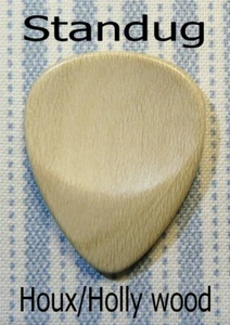 Dugain Contoured Pick - Holly - Picture 1 of 1
