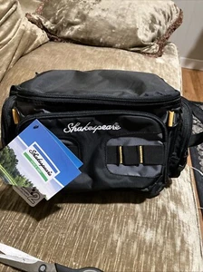 NEW SHAKESPEARE FISHING TACKLE BOX W/ 3 PLASTIC CASES & Shimano 150 SLX Reel - Picture 1 of 11
