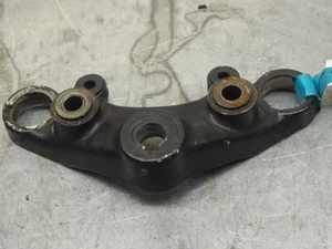 SUZUKI T350 T STUK KROONPLAAT UPPER STEERING STEM TRIPPLE TREE 51310-18510 7100 - Imagen 1 de 4