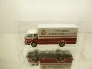 IXO MODELS SAVIEM JM240 TRUCK TRANSPORT BRETANGE - RED+WHITE 1:43 - GOOD COND. - Picture 1 of 8