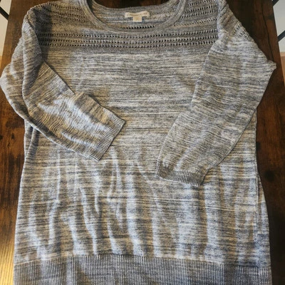 Suéter feminino Coldwater Creek médio leve, azul marinho/branco, detalhe de crochê - Imagem 1 de 4