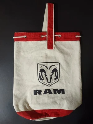 Bolso de Lona Promocional Dodge Ram Logo Rojo Crema y Negro  Foto 1 de 4