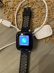 Gizmowatch Gizmo Watch Smartwatch Verizon Wireless QTAX53 Black Gray Band - Picture 1 of 5
