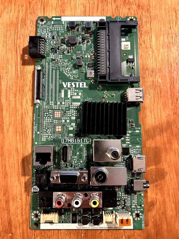 ARF43DLEDFHDSM NORDMENDE 17MB181TC 23842978 Foto 1 de 1