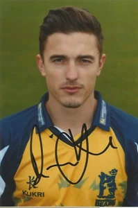 WARWICKSHIRE CRICKET: RICHARD JONES SIGNED 6x4 PORTRAIT PHOTO+COA - Picture 1 of 1
