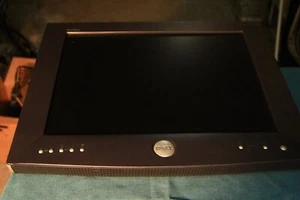 Dell 20" UltraSharp 2000FP Flat Panel Monitor - No Base - Picture 1 of 2