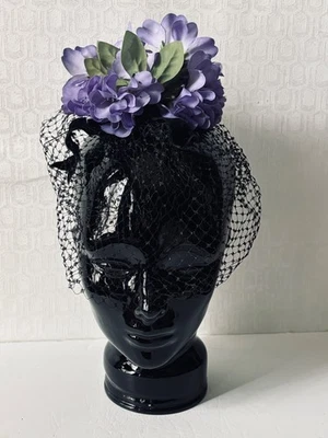 VTG 60'S LOVELY!! PURPLE FLOWERS BLACK MESH VEIL BIRDCAGE FASCINATOR HAT - Image 1 of 4