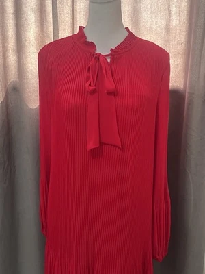 Vestido Rojo DKNY Plisado Cuello Corbata Talla 10 Mangas Largas Foto 1 de 4