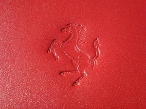 Ferrari Dokumentenmappe Rot Neuheit - Bild 1 von 7