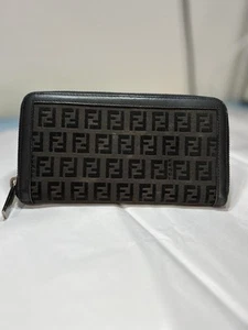 Fendi schwarze Zucchino Geldbörse mit umlaufendem Reißverschluss authentisch - Bild 1 von 14