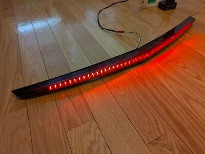 2008-2014 OEM Cadillac CTS Rear Stop Third Brake Light TESTED Trunk Lamp CHMSL - Image 1 of 4