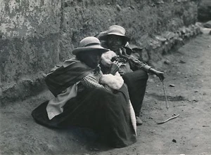 PÉROU c. 1930 - Fileuses  à Palca  - Div 7133 - Picture 1 of 2