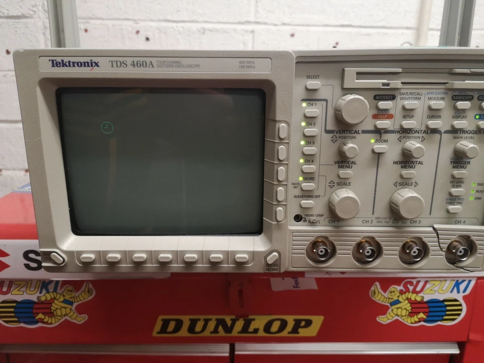 Tektronix TDS 460A series  - Image 1 of 4