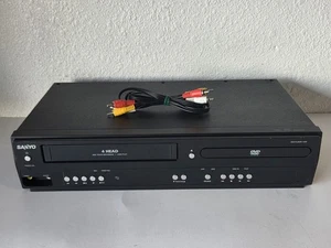 Sanyo FWDV225F DVD VCR VHS Combo Player With AV Cables - Picture 1 of 9