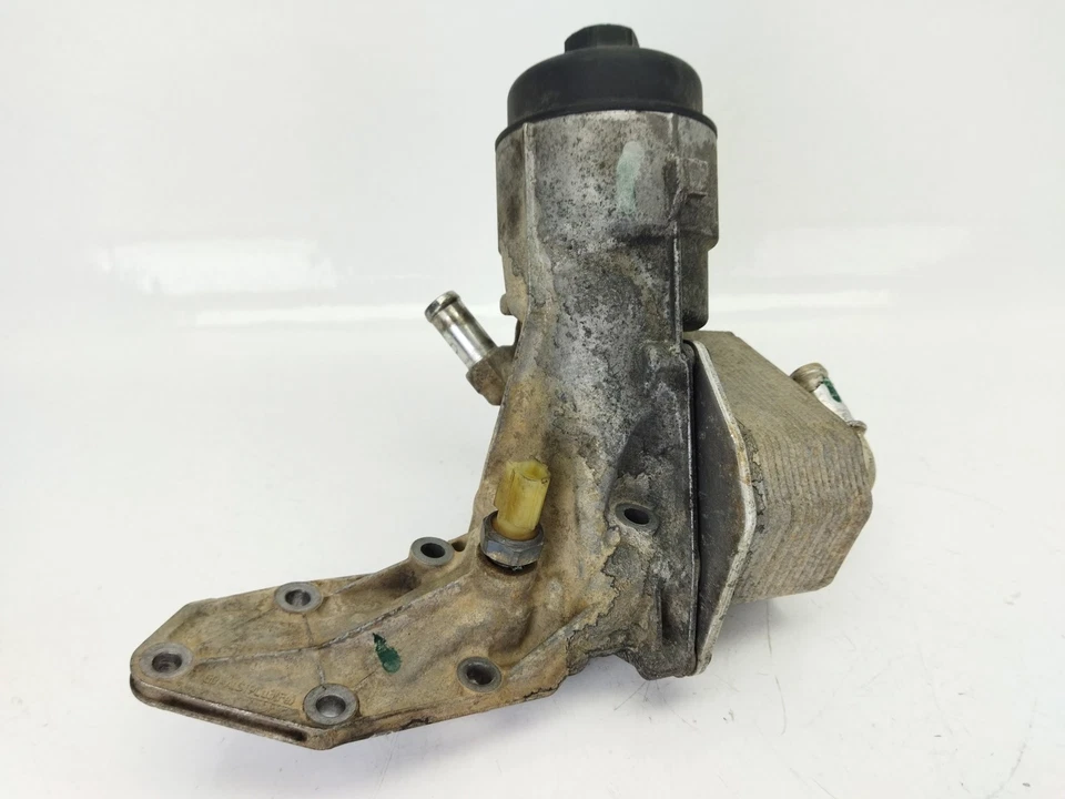 BB3Q6B624EA RADIADOR DE ACEITE DE MOTOR / 141906 FORD RANGER TKE 2.2 TDCI 4X4 Foto 1 de 4