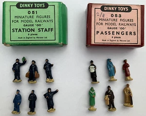 Dinky Toys Railway OO Gauge Figures Station Staff & Passengers Boxed - Picture 1 of 5