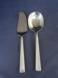 Oneida Stainless  Flatware - SATIN SAXON 2pc Entertainment Set USA - Picture 1 of 1
