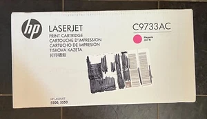 HP C9733AC MAGENTA Toner Genuine Original Laserjet Toner Cartridge 5500, 5550 - Photo 1/3