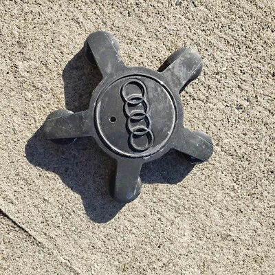 Tapacubos tapacubos tapacubos Audi 2007 2021 4F0601165N A3 A4 A5 A6 A7 A8 TT S8 S6 G Foto 1 de 4