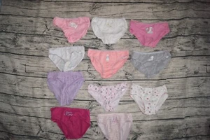 9 Stück Paket Unterwäsche Gr. 122 H&M - Bild 1 von 4