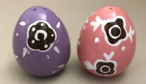 Easter Eggs Salt And Pepper S&P Shakers - Picture 1 of 3