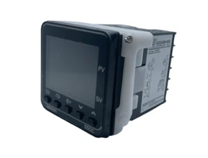 CONTROLADOR DE TEMPERATURA DIGITAL OMRON E5CC-QX2ASM-800 100-240VAC - Imagen 1 de 1